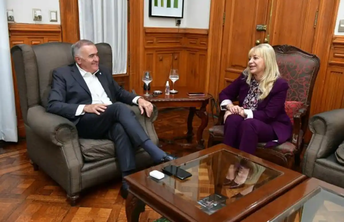 Jaldo se solidarizó con Rossana Chahla y pidió denunciar los agravios en la Justicia