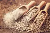 El cereal rico en fibra que ayuda contra el estreñimiento y puede contribuir a bajar de peso