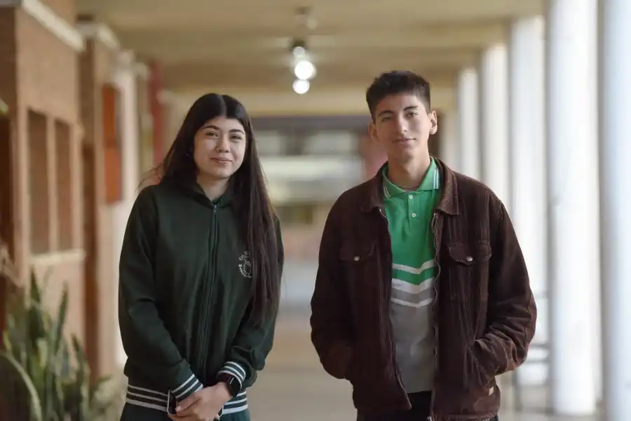 PAREJA MIXTA. Valentín Castells y Ana Paula Díaz, de la escuela Técnica N°1 de Monteros. LA GACETA / FOTO DE ANALÍA JARAMILLO