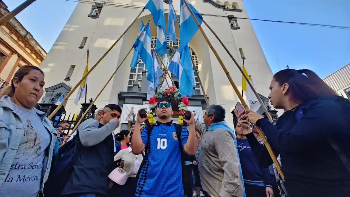 LA GACETA FOTOS DE SANTIAGO GIMÉNEZ