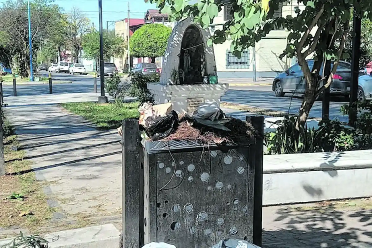 Cartas de lectores: Basura en Amador Lucero primera cuadra