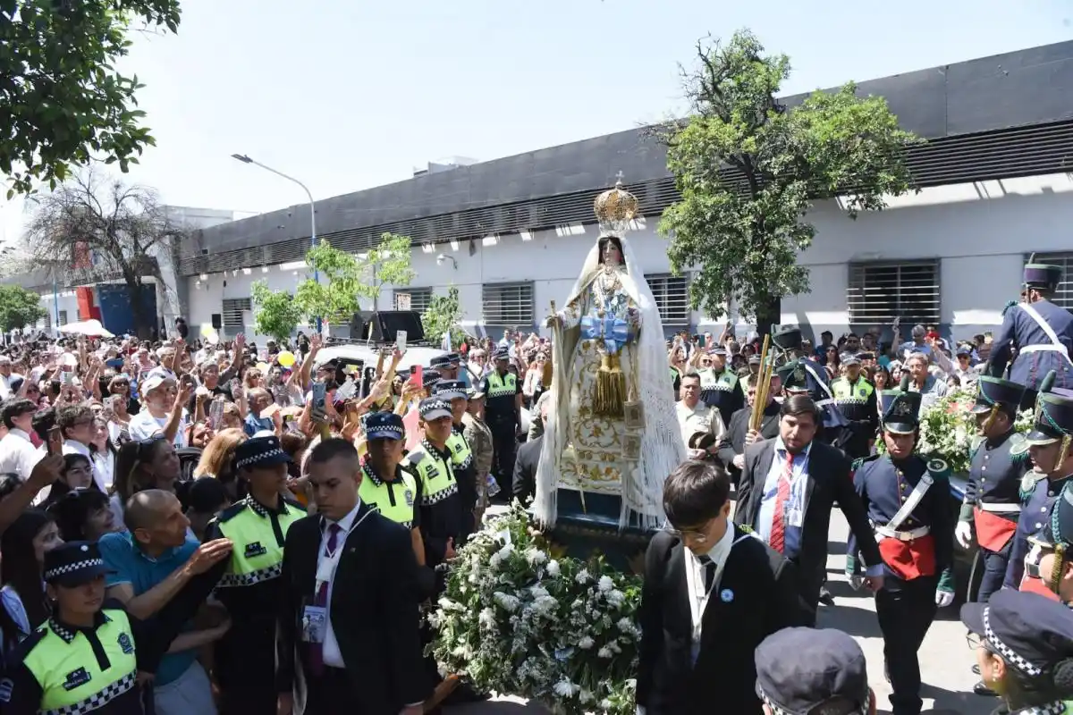 La imagen de la Virgen ya se encuentra en la Comunidad de las Hermanas Esclavas