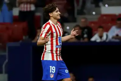 Con un hat-trick, Julián Álvarez fue la gran figura en el triunfo de Atlético de Madrid sobre Rayo Vallecano