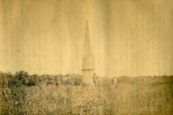 Recuerdos fotográficos: 1872 y 1878, fotos del monumento más antiguo de Tucumán