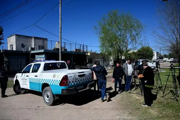 Triple crimen en Buenos Aires: los padres de Brenda exigen justicia