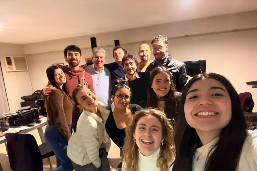 ENSAYANDO. The Tramps se prepara desde hace semanas para llegar con todo a su primera función en el Teatro San Martín.