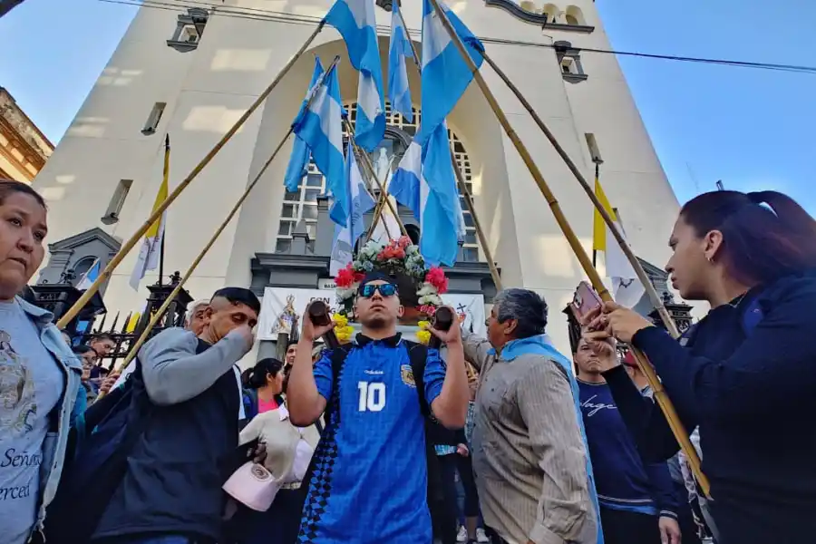 LA GACETA FOTOS DE SANTIAGO GIMÉNEZ