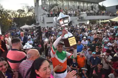 En el 70° aniversario del GP Batalla de Tucumán, el hipódromo local reafirmó su estatura nacional