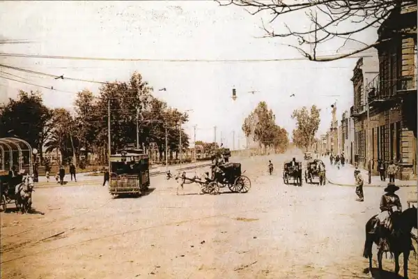 Recuerdos fotográficos: 1910. Comienzos del cambio en el transporte urbano