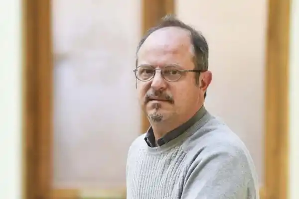 Alejandro Grimson y una pregunta de su nuevo libro: ¿la gente vota en contra de sus intereses?
