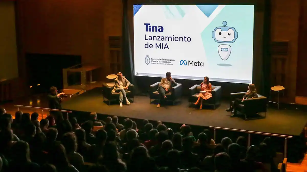 INNOVACIÓN PÚBLICA. El Gobierno presentó MIA, el primer agente de inteligencia artificial estatal, que ya funciona en Mi Argentina y en WhatsApp para agilizar trámites y consultas.