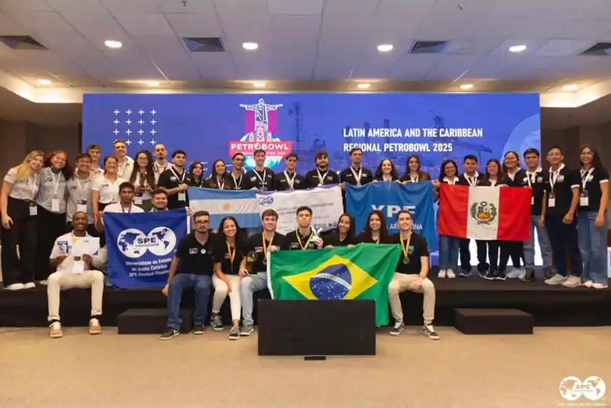 INSTANCIA REGIONAL. La UBA y el ITBA se ubicaron entre los mejores de Latinoamérica. / INSTAGRAM @Patrobowl_lacr