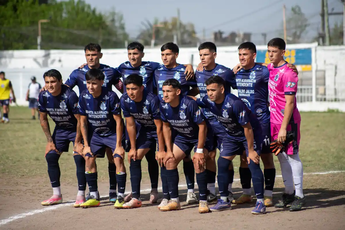 El Marino venció a Villa Mitre y se ilusiona con los playoffs.
