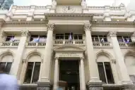 El Tesoro compra divisas y el Banco Central robustece las reservas