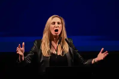 Karina Milei reordena la campaña en la recta final