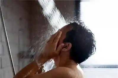 Qué es más más beneficioso ¿bañarse al despertar o antes de ir a dormir?