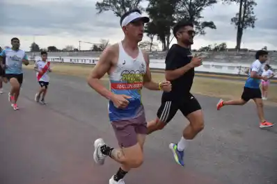 Transformó la adversidad en impulso: correrá los 21K LA GACETA tras vencer al cáncer y un grave accidente