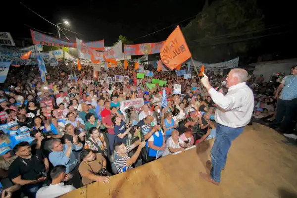 Con un acto en Alberdi, Jaldo presentó candidatos locales y nacionales