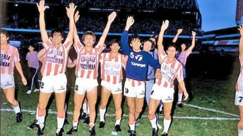 El pasado como cárcel: el fútbol argentino y el riesgo de mirar siempre hacia atrás