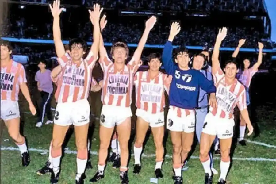 El pasado como cárcel: el fútbol argentino y el riesgo de mirar siempre hacia atrás