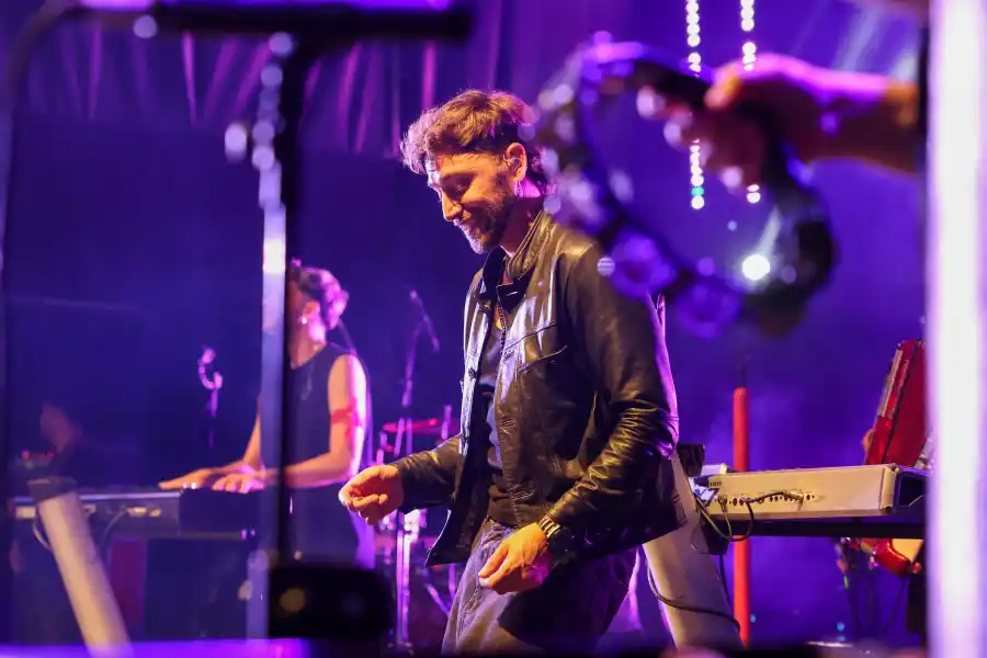CARISMA. Los fanáticos deliraron con la presentación de Luck Ra, anoche. FOTO PRENSA MUNICIPALIDAD SAN MIGUEL DE TUCUMÁN