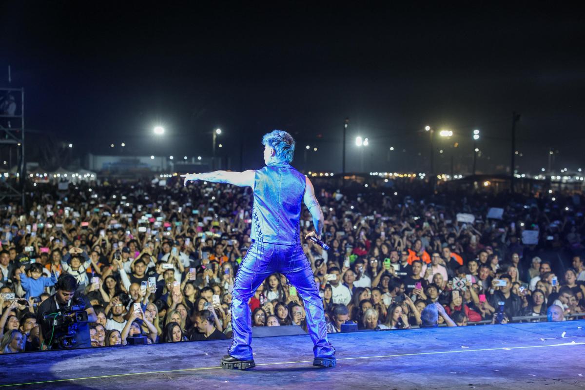 SHOW COMPLETO. Los tucumanos disfrutaron de lo shows en el Hipódromo desde las 16, momento en el que empezaron. FOTO PRENSA MUNICIPALIDAD SAN MIGUEL DE TUCUMÁN