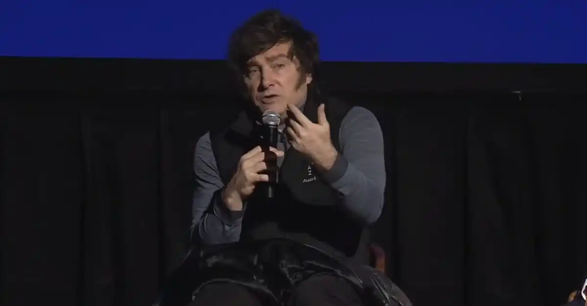 Milei defendió su política económica y cruzó a la oposición: “Lo otro ya lo probamos y falló”