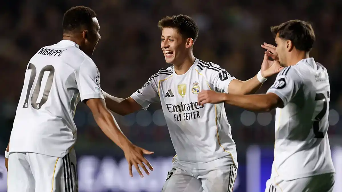 Real Madrid goleó 5-0 al Kairat con un hat trick de Mbappé y Mastantuono de titular