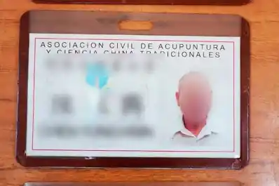 Irá a juicio al falso médico taiwanés acusado de abusar de pacientes en sesiones de acupuntura