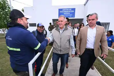 Jaldo recorrió el Centro de Documentación Rápida en Cebil Redondo
