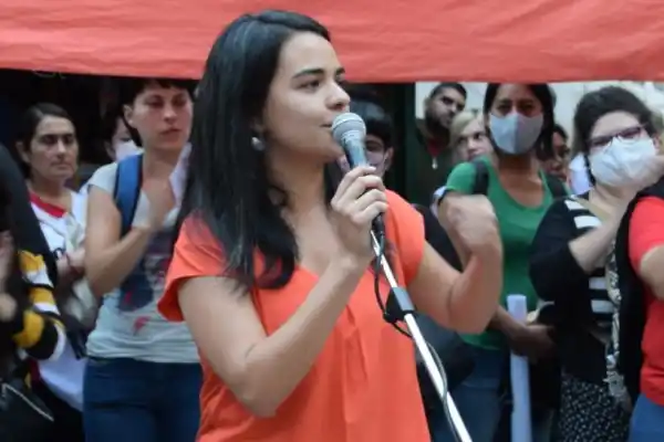 ¿Qué propone la izquierda en el Congreso y cómo busca diferenciarse en el escenario político actual?