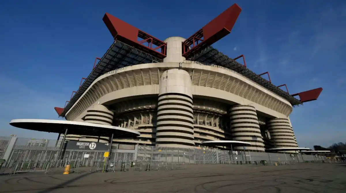 Dos gigantes del fútbol mundial que son clásicos rivales se asociaron para comprar un mítico estadio