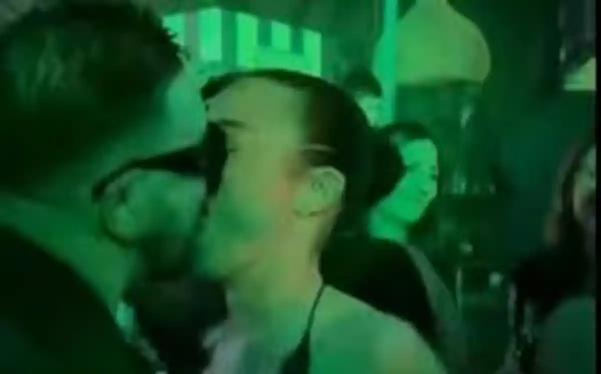 Una periodista fue vista a los besos con Fede Bal en el after de los Martín Fierro: ¿quién es?