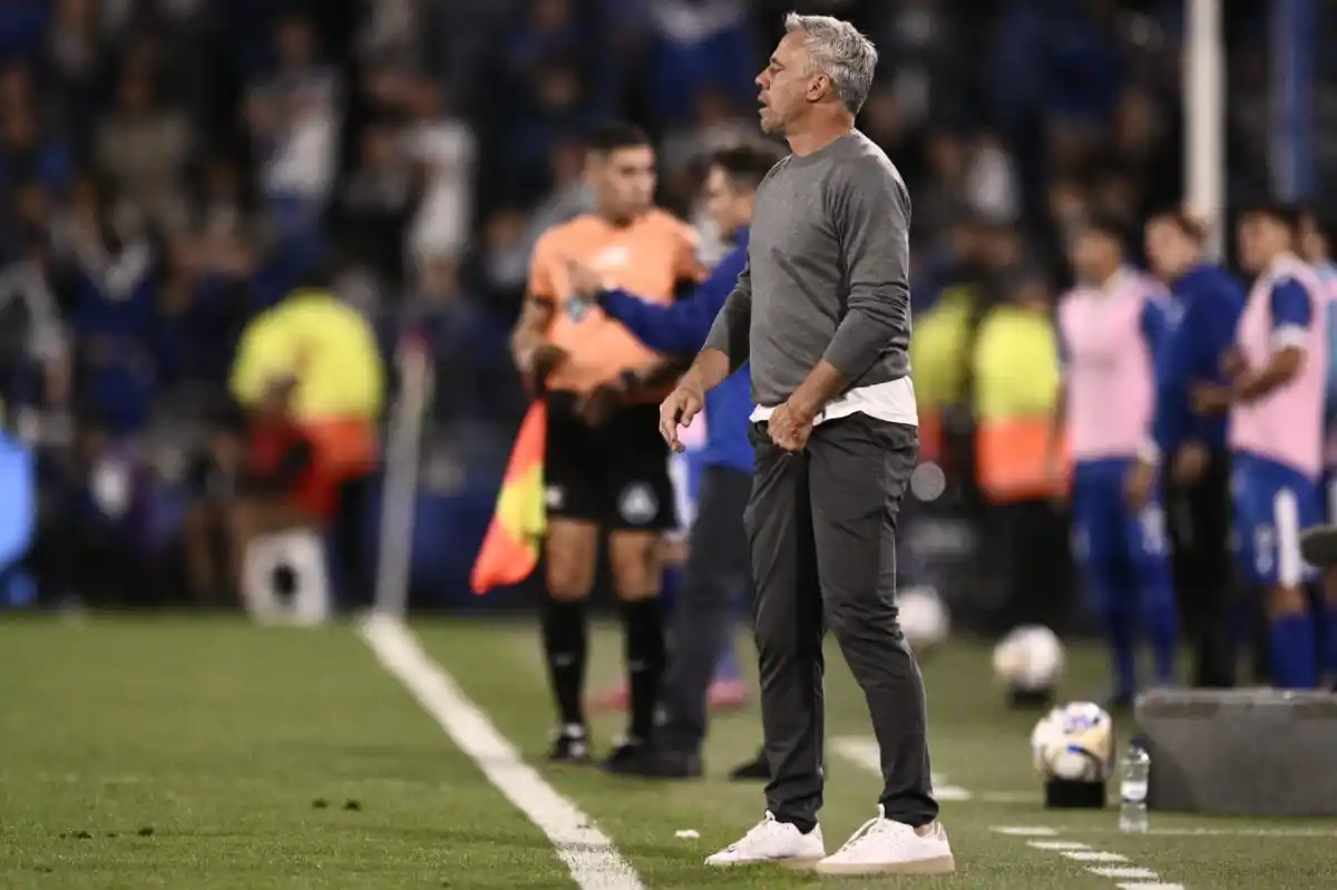 SE VA. Pusineri deja Atlético Tucumán en medio de un clima complicado. El Decano vive horas convulsionadas.