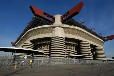 Dos gigantes del fútbol mundial que son clásicos rivales se asociaron para comprar un mítico estadio