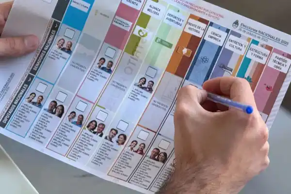 Las mujeres lideran el 24% de las listas para senador y el 29% de las de diputado