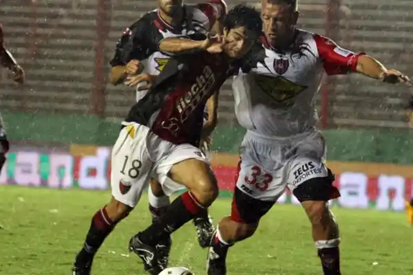 Fue una de las joyas del fútbol argentino, jugó en la Selección y hoy juega en una liga regional