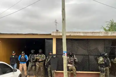 La Policía realiza más de 30 allanamientos en la capital en busca de Facundo Ale