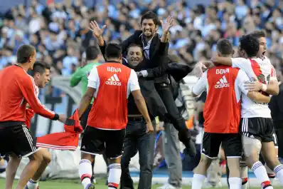Definición en la Copa Argentina: cuándo había sido el último River-Racing con dos hinchadas y cómo terminó