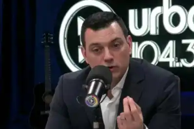 Álvarez Agis opinó sobre el dólar y la ayuda de EE.UU.: No podés tapar el agujero, hay que agrandar la canilla