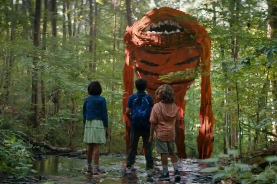 FAMILIA EN DUELO. Un pueblo en peligro en “Dibujos imaginarios”.