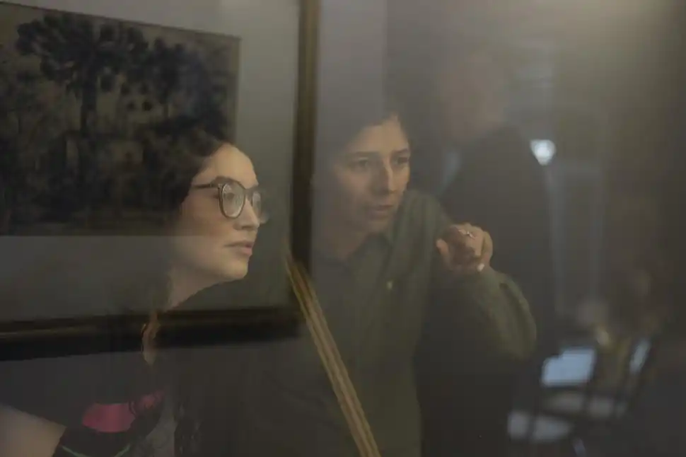 EN EL SUM. Inti Soria y Silena Mamondes, durante una de las acciones.