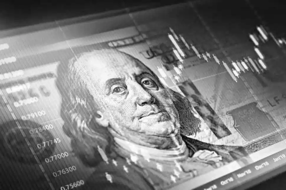 VOLATILIDAD. El dólar siente el efecto de la cobertura electoral.