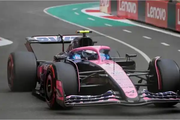 Franco Colapinto terminó 19 en la FP2 del GP de Singapur
