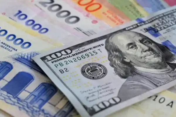 Negociación con EE.UU.: qué es un swap de monedas y por qué no es lo mismo que un préstamo tradicional