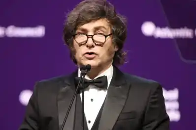 Milei y las elecciones: pese a los enemigos de adentro, ¿quién dijo que todo está perdido?