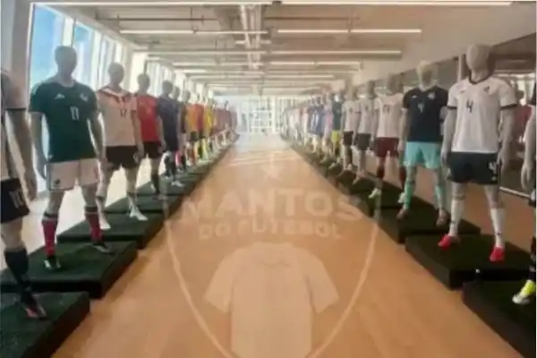 El descuido de un campeón del mundo que Internet no perdonó: filtró las camisetas oficiales del Mundial 2026