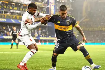 Una actuación demoledora en La Bombonera: Boca goleó 5-0 a Newell’s y tomó la punta de la Zona A