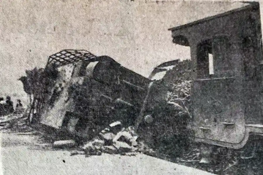 Recuerdo fotográficos: 1946. Un tren cañero embiste a otro detenido en San Rafael