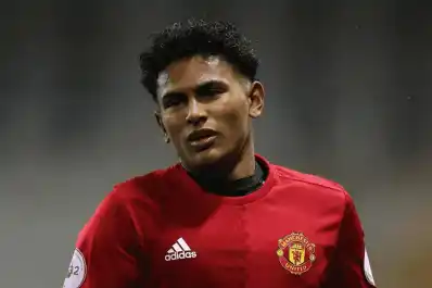 Un futbolista inglés negoció su contrato con inteligencia artificial y logró mejorar su salario